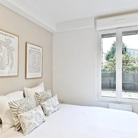 Daire Paisible Et Calme Proche Paris- V *